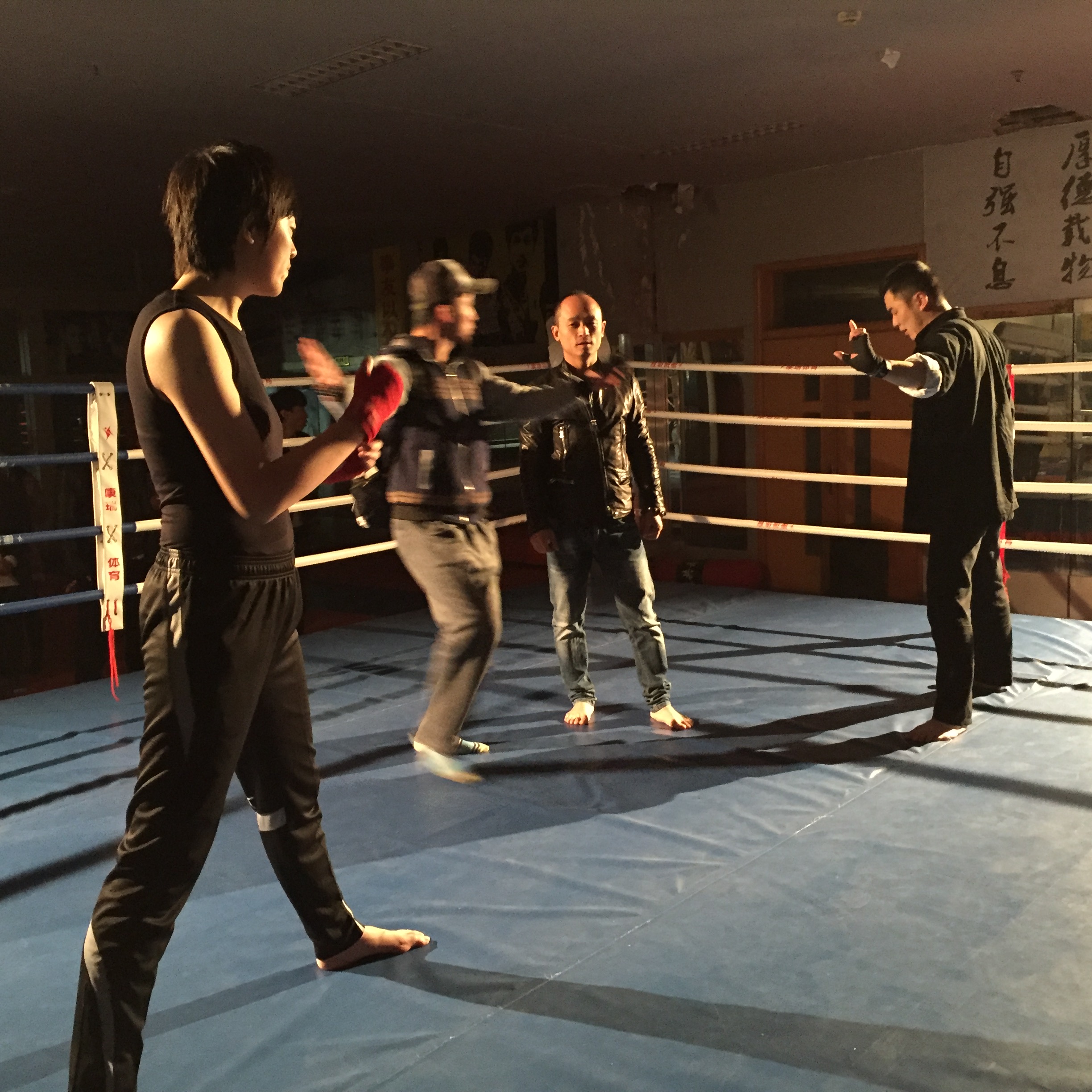 慑人心魂还是摄人心魄 慑人心魂还是摄人心魄