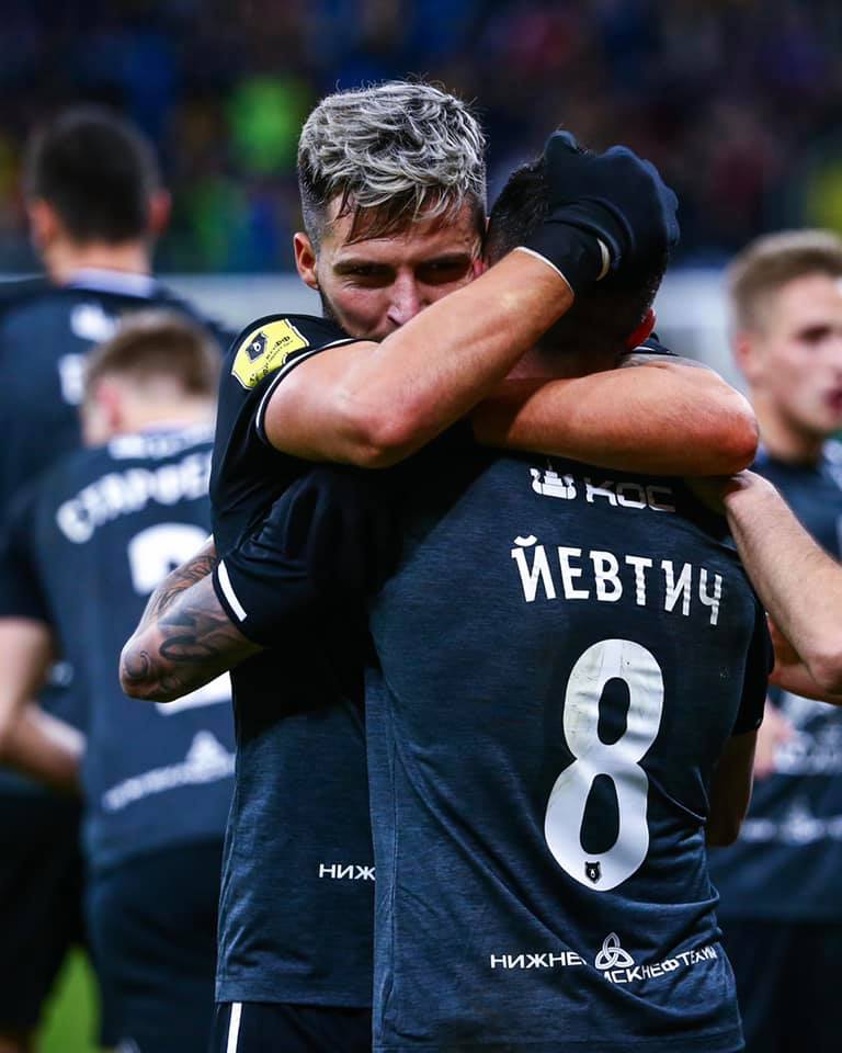 贝尔福特vs丹亨德森 贝尔福特vs丹亨德森