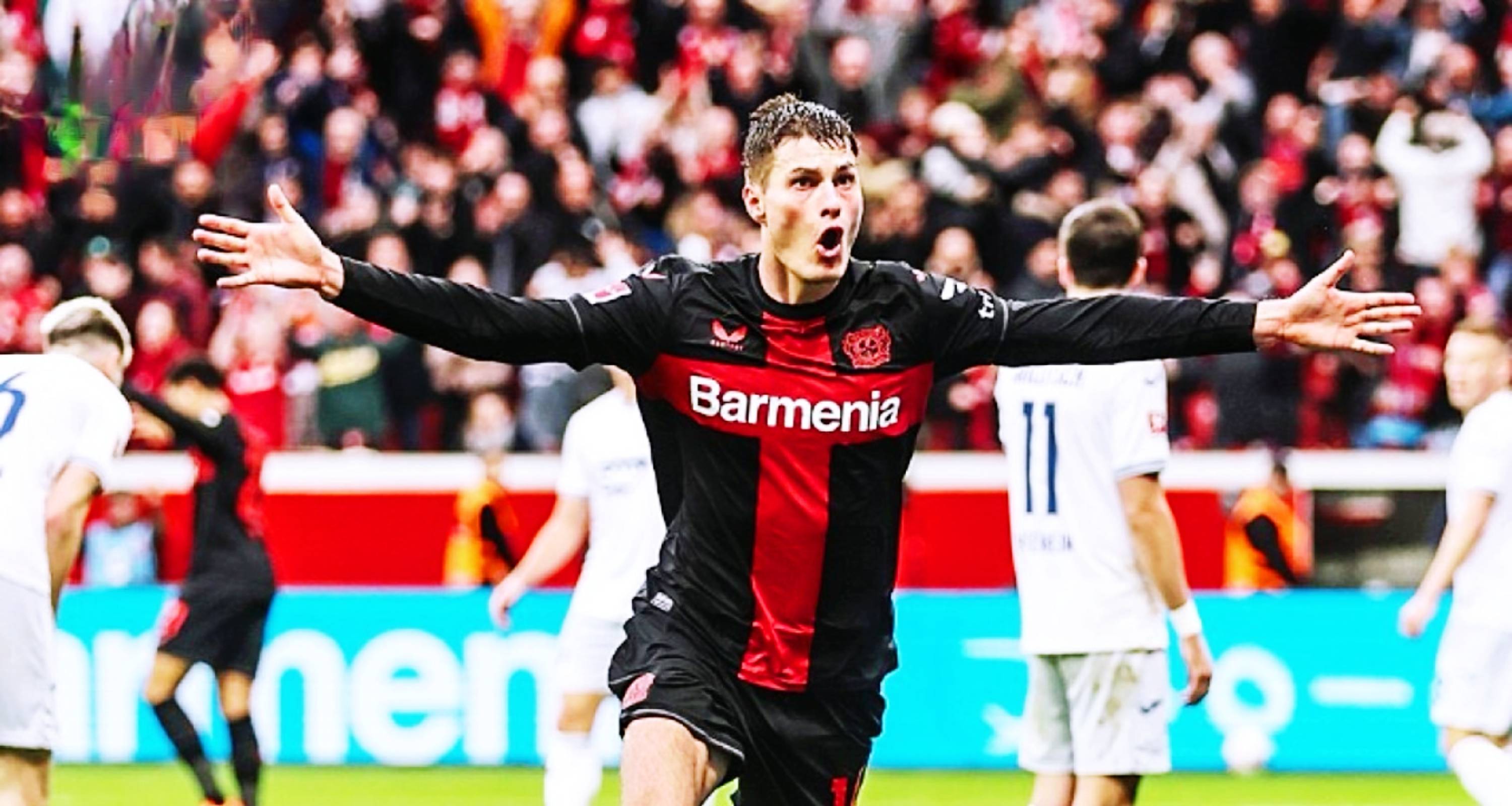 拜仁大胜领跑德甲 莱万双响 拜仁大胜领跑德甲 莱万双响